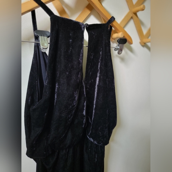 Velour black jumpsuit romper sienna sky size medium - Picture 4 of 4
